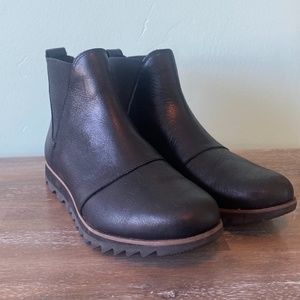 Sorel Harlow Chelsea Boots in Black Women's Size 7